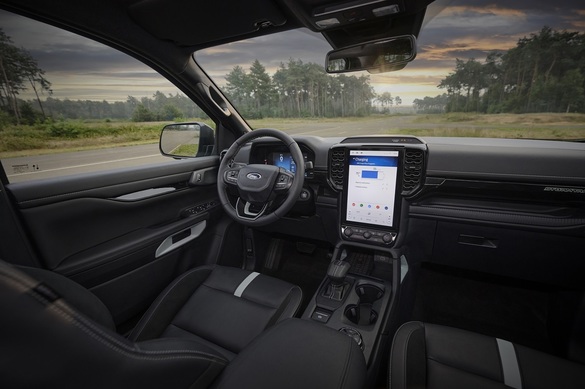 FOTO Ford lansează versiunea plug-in pentru pickup-ul Ranger PHEV