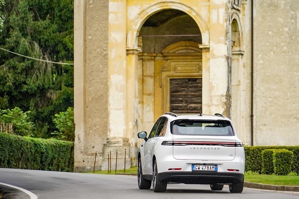 FOTO SUV-ul Leapmotor C10, lansat în România cu prețuri mult mai mari decât în Franța și Italia