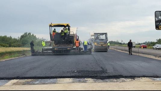 VIDEO&FOTO Grecii au adus peste 500 de muncitori la Autostrada Bucureștiului. Unde au ajuns cu lucrările