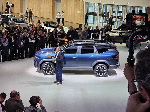FOTO Corespondență de la Paris - Premieră mondială pentru Dacia Bigster la Salonul Auto din Paris. Când vor fi deschise comenzile. Va costa „sub 25.000 de euro”