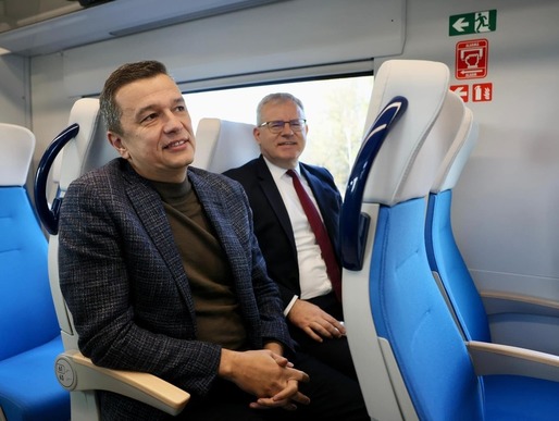 Sorin Grindeanu, după ce a mers cu primul tren electric achiziționat în ultimii 35 de ani: Până în ianuarie 2026 urmează să vină alte 37 de garnituri noi de tren. Prima va intra tot spre Brașov, următoarele spre Constanța și Craiova