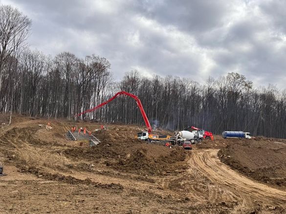 FOTO&VIDEO Constructorii români au primit ajutor din Bosnia și lansează lucrările la marile „tuneluri pentru urși” de pe autostradă