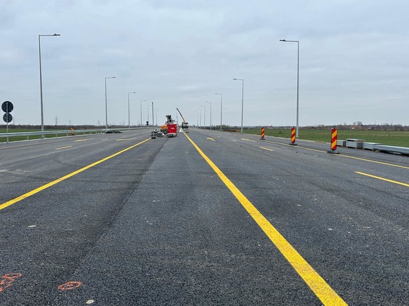 VIDEO Constructorii chinezi au deschis un lot din prima și singura autostradă construită de ei în România