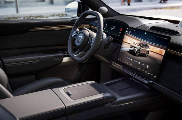 FOTO Geely lansează modelul electric Zeekr 7X în Europa, la prețuri cu 50% mai mari decât în China. Baterii încărcate mai repede decât îți ia să cumperi un sandviș și o cafea 