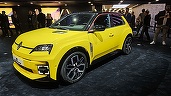 VIDEO ANUNȚ Renault 5 este mașina anului 2025