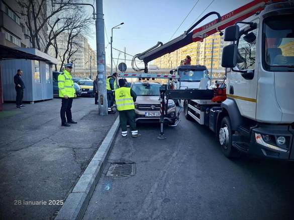 FOTO Amplă ridicare de mașini într-un sector al capitalei