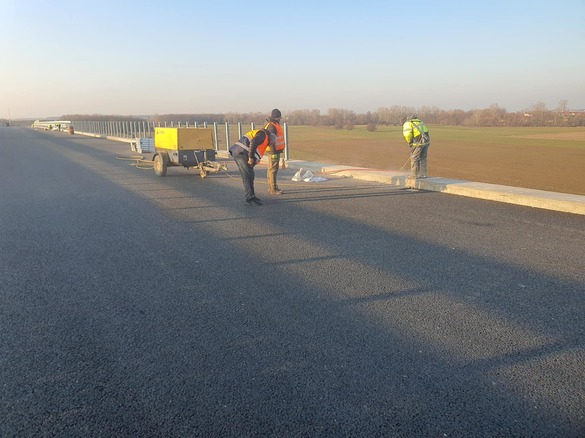 VIDEO&FOTO Grecii aproape au terminat un lot la Autostrada Bucureștiului