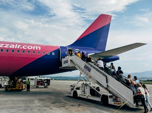 FOTO Wizz Air primește prima aeronavă dotată cu o cabină de tip airspace a Airbus