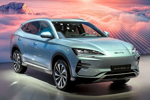 BYD începe să atragă atenția în Europa: SUV-ul Seal U a depășit VW Touareg, în segmentul SUV-urilor mari, și s-a apropiat de BMW X5