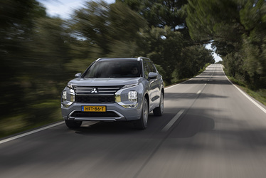 Mitsubishi își reia planurile pentru Europa, cu un nou Outlander și patru modele produse în Franța
