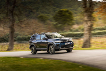 VIDEO & FOTO Primul Test-Drive cu Dacia Bigster, cu noul motor hibrid de 1.8 litri