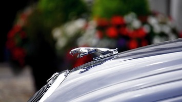 Jaguar anunță o "pauză" a livrărilor în Statele Unite