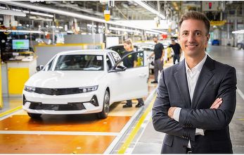 Decizie radicală la Stellantis pentru șeful Opel, Florian Huettl