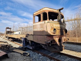 FOTO&VIDEO CFR va repune pe șine o locomotivă modernizată la Craiova. Cum arăta și cum arată acum