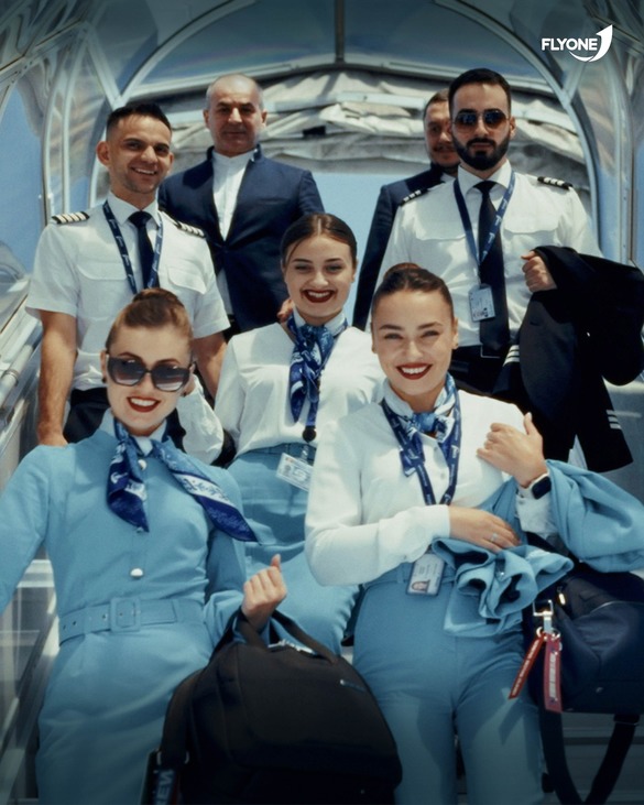 FOTO OFICIAL O nouă companie aeriană low-cost a intrat în România, cu o premieră