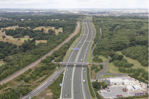 VIDEO A fost lansat unul dintre cele mai ambițioase proiecte de infrastructură rutieră din ultimele decenii din Marea Britanie, pregătit de aproape 16 ani. Proiect uriaș pe sub un fluviu