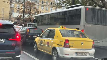 Tranzacție surpriză - Cristaxi, cea mai veche companie de taximetrie din capitală, a fost vândută
