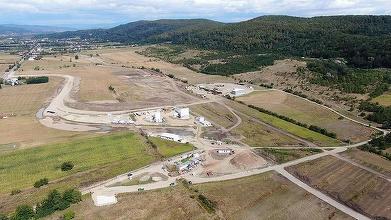 VIDEO&FOTO ANUNȚ: Italienii lucrează, de la sfârșitul lunii mai mergem pe autostradă până la Curtea de Argeș