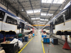 FOTO Primul tren produs de polonezi pentru România