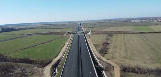 ANUNȚ FOTO Pasajul din zona Țegheș peste autostrada A0 Sud va fi dat în trafic

