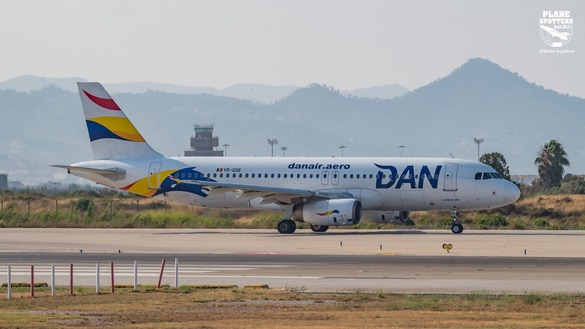 FOTO Românii de la Dan Air încep operarea de curse regulate către o destinație inedită