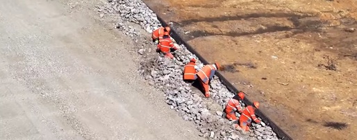 VIDEO&FOTO Umbrărescu avansează cu peste 400 muncitori la Autostrada Transilvania