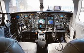 Amenzi pentru pasageri care se ridică în picioare înainte ca avionul să se oprească