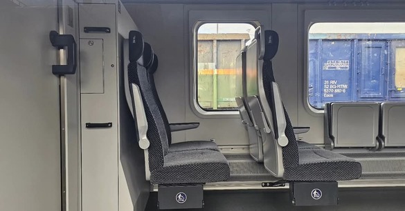 FOTO Primul tren produs de polonezi pentru România a intrat în țară