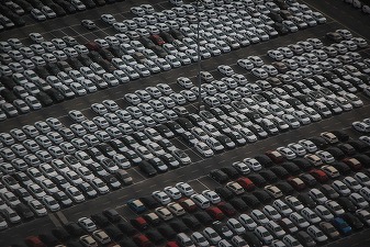Consiliul Concurenței a efectuat inspecții la șase importatori auto. Presupuse înțelegeri pe piața serviciilor de întreținere și reparare a autovehiculelor și pe piața distribuției de piese de schimb 