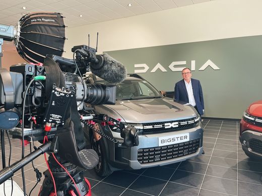 Șeful Dacia, către britanici: A venit timpul ca Dacia să-și electrifice gama! Urmează două lansări electrice și două modele compacte noi, în doar doi ani