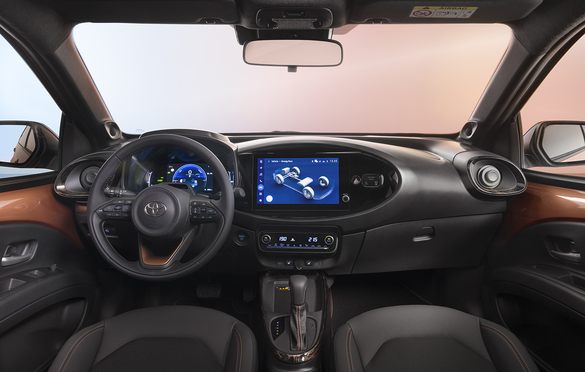 FOTO Premieră pe piața auto: primul motor full-hybrid în segmentul A, cu un consum infim