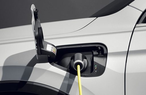 Mașinile PHEV ar putea să devină istorie, după ce mai mulți constructori și-au exprimat rezervele față de viitorul acestei propulsii