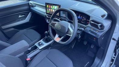 FOTO După o așteptare îndelungată, Duster se lansează în Australia. Presa locală: "Rivalizează cu Suzuki Vitara!"