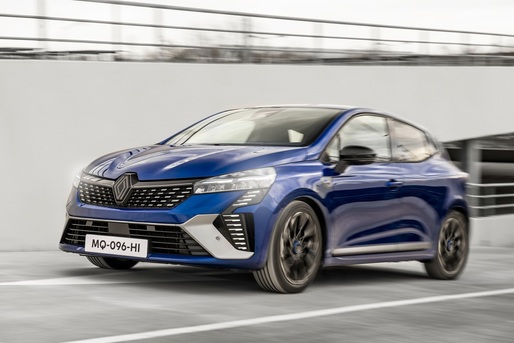 Situație auto fără precedent în Europa - două modele ale aceluiași grup pe primele două locuri. Renault Clio a depășit a doua lună consecutivă Dacia Sandero. Piața auto s-a îndreptat puternic către segmentul B, din cauza prețurilor