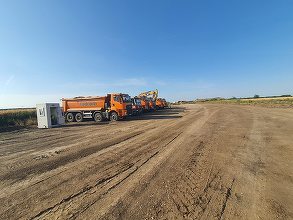 VIDEO&FOTO Peste 300 muncitori chemați la ultimul lot pe care nu se lucra la Autostrada Bucureștiului