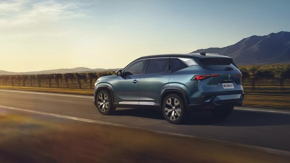 ULTIMA ORĂ FOTO Renault lansează noul Boreal, un Bigster în haine premium