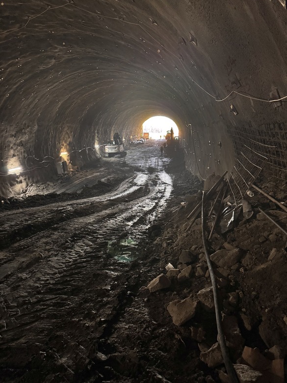 FOTO&VIDEO „Tunelurile pentru urși” - Umbrărescu pregătește, cu o metodă austriacă, prima deschidere