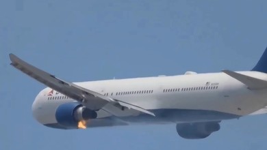 VIDEO SUA - Motorul unui avion Boeing 767 a luat foc la scurt timp după decolare. Piloții au reușit să aterizeze