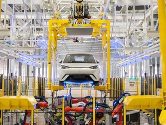 China își avertizează producătorii de mașini electrice să oprească războaiele prețurilor care au alarmat inclusiv UE