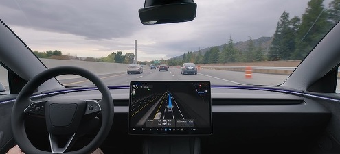 Tesla anunță un nou model de conducere autonomă, Full Self-Driving, cu îmbunătățiri majore: lansare posibilă luna viitoare