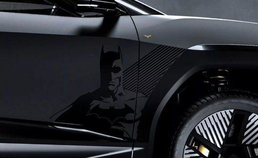 Primul „Batmobil oficial” din lume, lansat FOTO