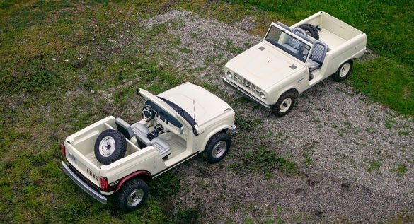 Ford se întoarce în timp - și-a surprins fanii cu conceptul Bronco Roadster FOTO