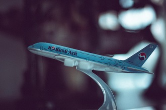 Korean Air cumpără peste 100 de avioane Boeing
