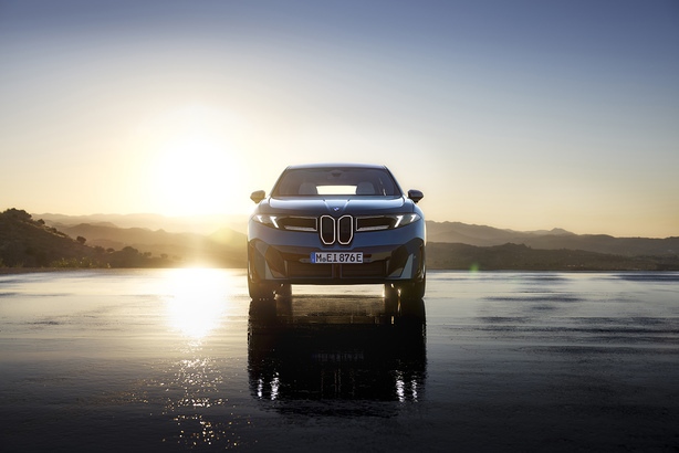 VIDEO&FOTO Corespondență din Munchen - Premieră mondială BMW iX3, mașina electrică revoluționară. A fost anunțat și prețul pentru România