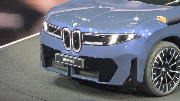 VIDEO&FOTO Corespondență din Munchen - Premieră mondială BMW iX3, mașina electrică revoluționară. A fost anunțat și prețul pentru România
