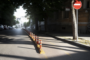 Anunț către șoferi: Parcări interzise pe mari bulevarde din București 