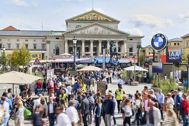 FOTO Salonul Auto din Munchen a dat lovitura - cifre record de participare și un nou contract pentru industria auto germană: „Suntem lideri globali!”