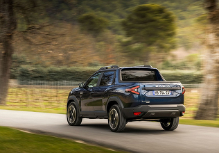 SURPRIZĂ FOTO După controversatul Dacia Duster Pickup, urmează adevăratul pickup Bigster/Niagara