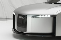 Audi revine în joc cu două SUV-uri cu combustie