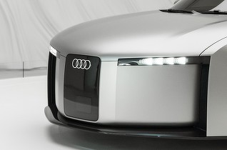 Audi revine în joc cu două SUV-uri cu combustie